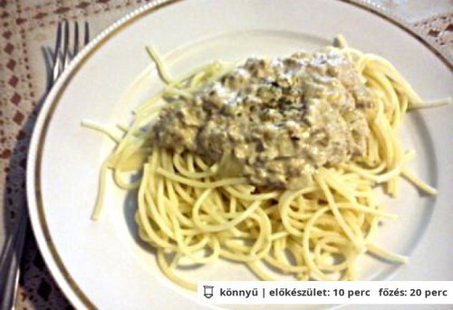 Hagymás-tonhalas spagetti